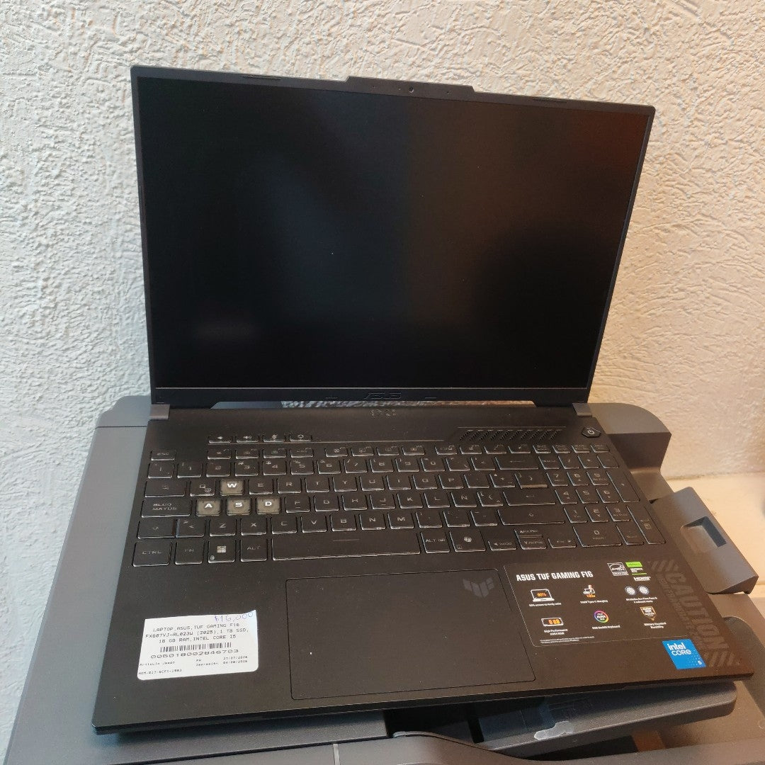 LAPTOP ASUS TUF GAMING F16 FX607VJ-RL023W (2025) 1 TB SSD 16 GB RAM (SEMINUEVO)