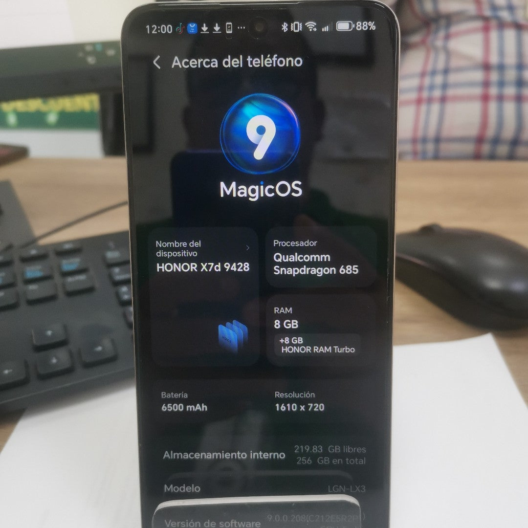 CELULAR HONOR X7D LGN-NX3 (2025) 256 GB 8 GB RAM (SEMINUEVO)
