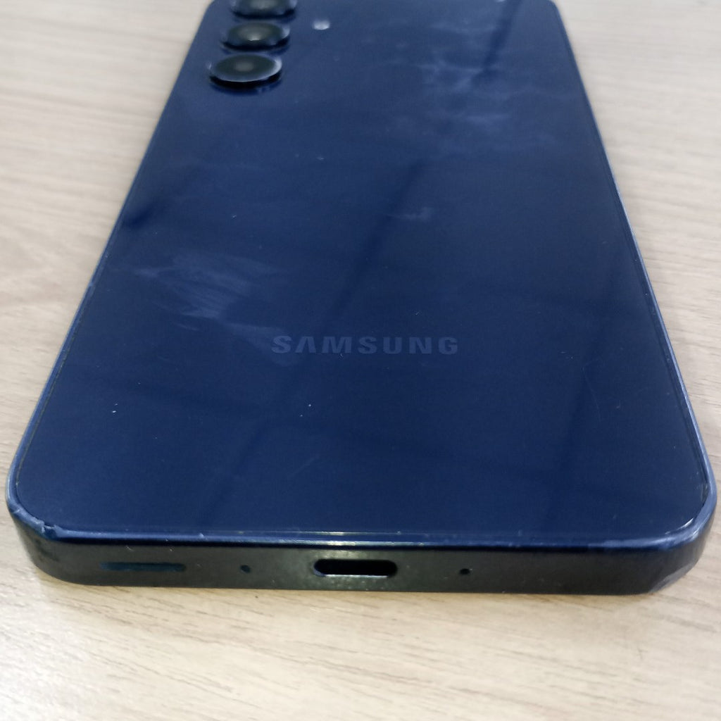 CELULAR SAMSUNG GALAXY A35 5G SM-A356E (2024) 128 GB 6 GB RAM (SEMINUEVO)