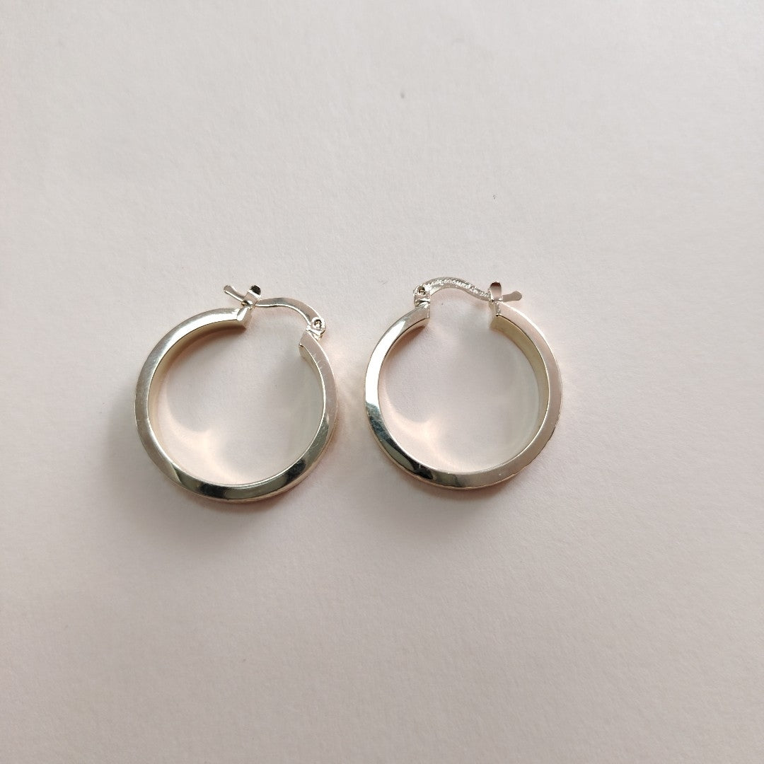 ARETES TEJIDO ARRACADAS FACETADAS 14K 2.9 GR (NUEVO)