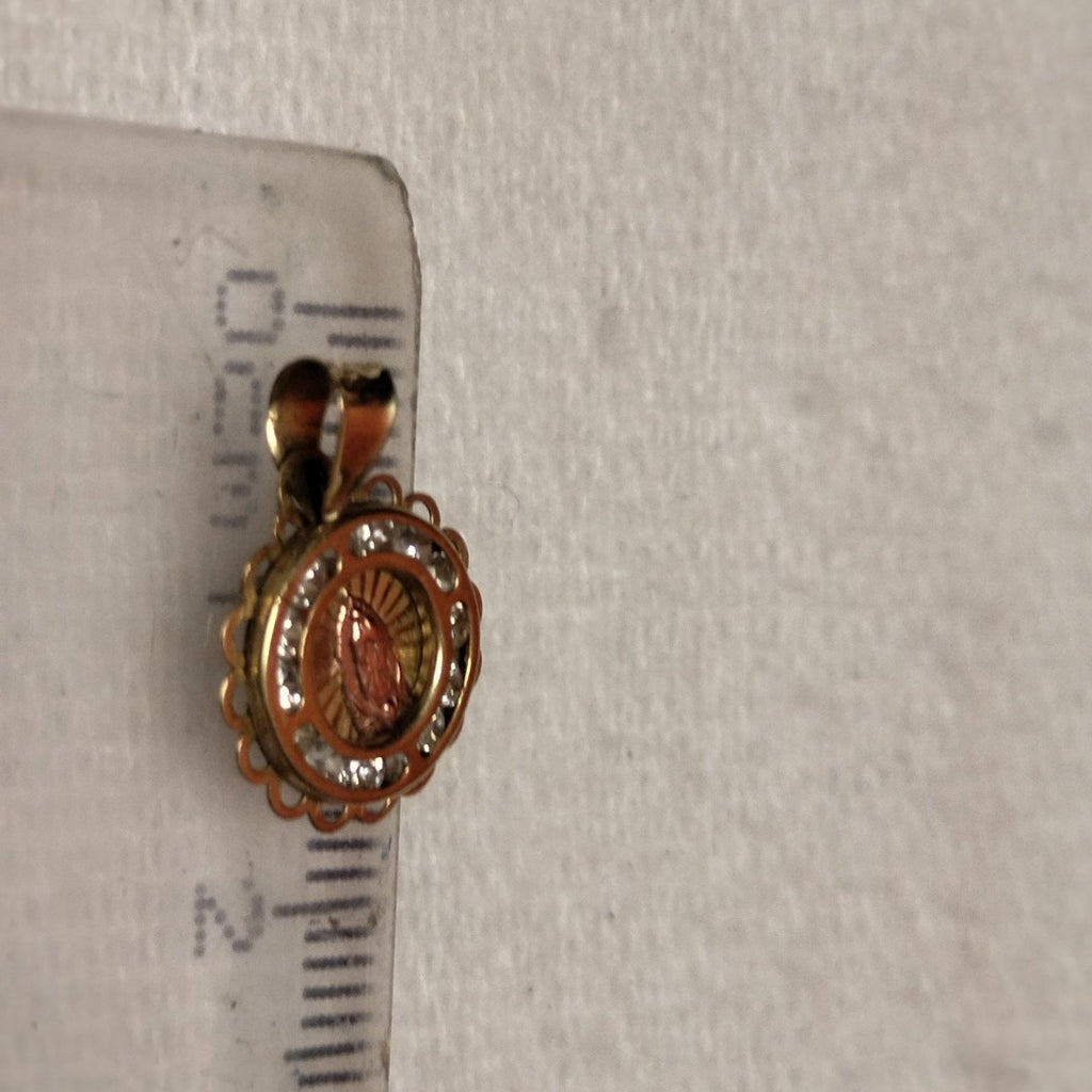 DIJE ORO 10 K 0.4 GRMS (SEMINUEVO)