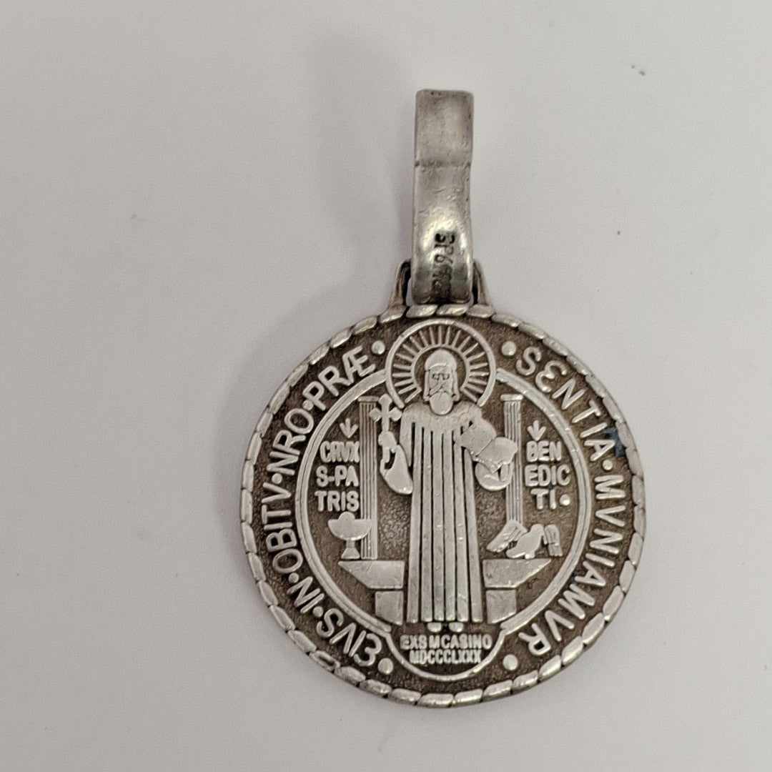MEDALLA RELIGIOSA PLATA 10.9 GRMS (SEMINUEVO)