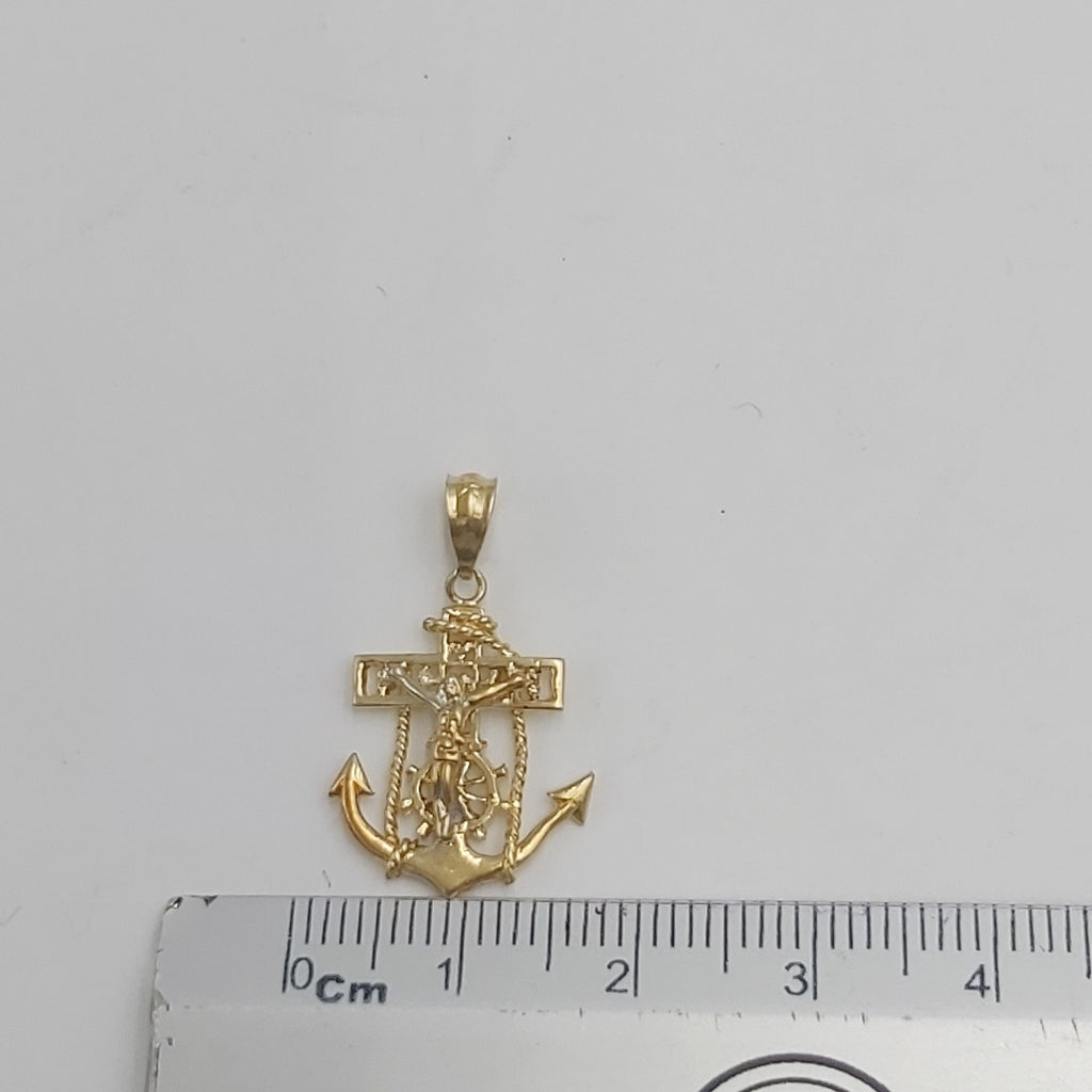 CRISTO EN ANCLA ORO 14 K 1.4 GRMS (SEMINUEVO)