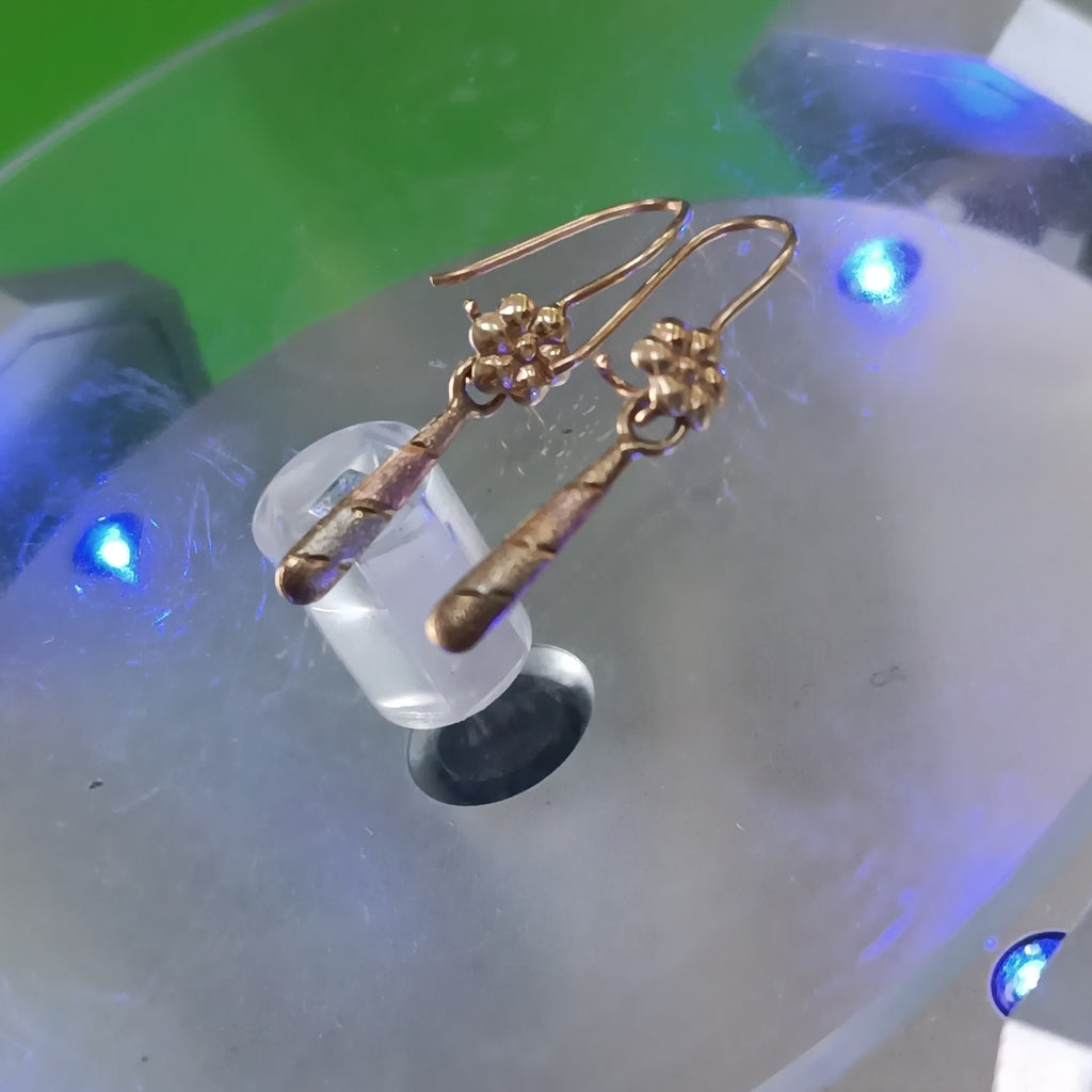 ARETES PAR ORO 10 K 1,00 GRMS (SEMINUEVO)