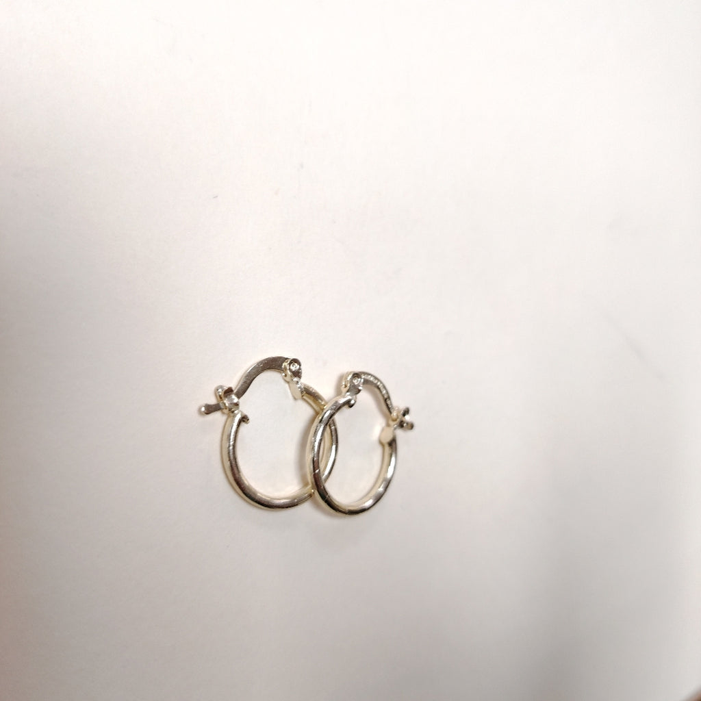 ARETES ARRACADAS ESTRIADAS 14K 1.4 GR (NUEVO)
