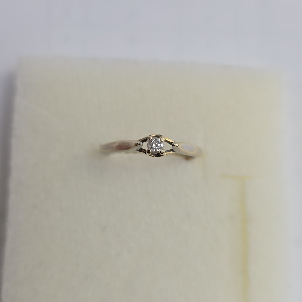 SOLITARIO ORO BLANCO 14 K 1,90 GRMS (SEMINUEVO)