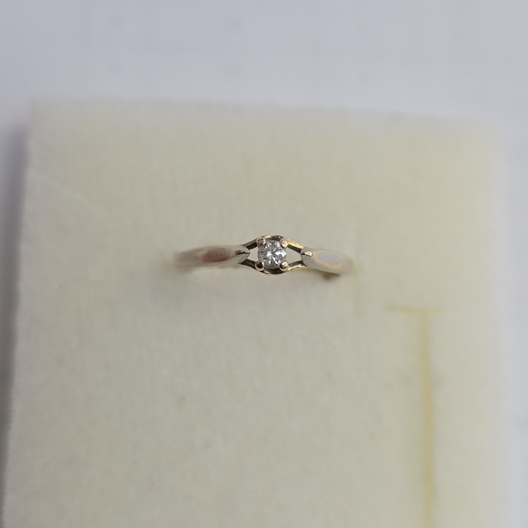 SOLITARIO ORO BLANCO 14 K 1,90 GRMS (SEMINUEVO)