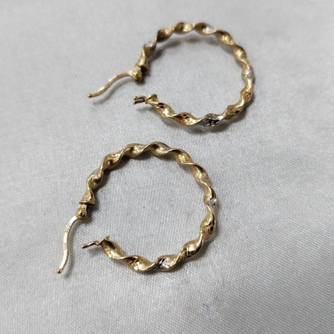 ARRACADAS PAR ORO 10 K 1.8 GRMS (SEMINUEVO)