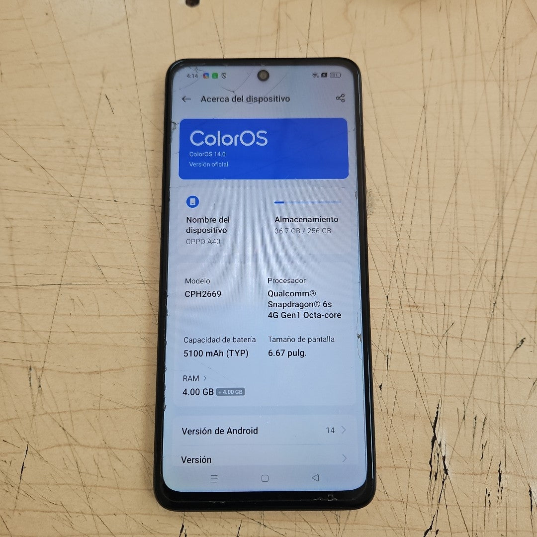 CELULAR OPPO A40 CPH2669 (2024) 256 GB 4 GB RAM (SEMINUEVO)