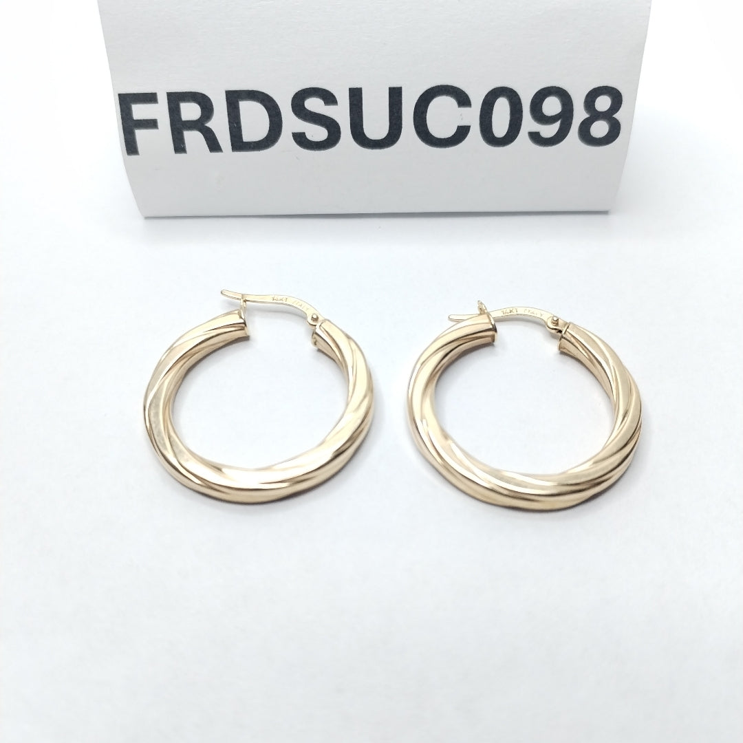 ARETES PAR ORO 14 K 2.6 GRMS (SEMINUEVO)