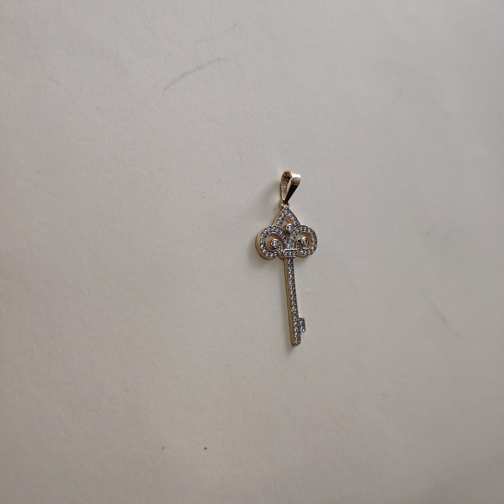 DIJE LLAVE C CIRCONIAS 14K 1.6 GR (NUEVO)