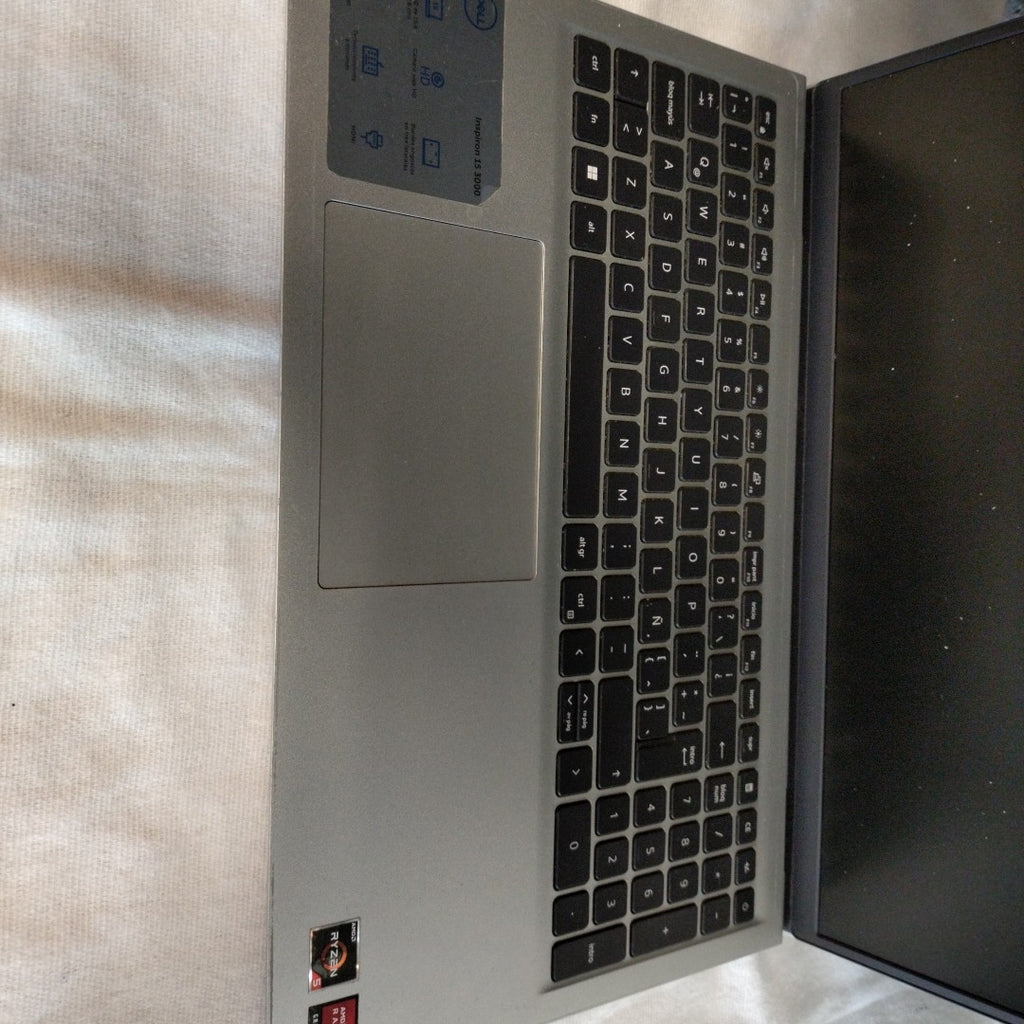 LAPTOP DELL INSPIRON 15 3515 (2022) 256 GB SSD 8 GB RAM (SEMINUEVO)