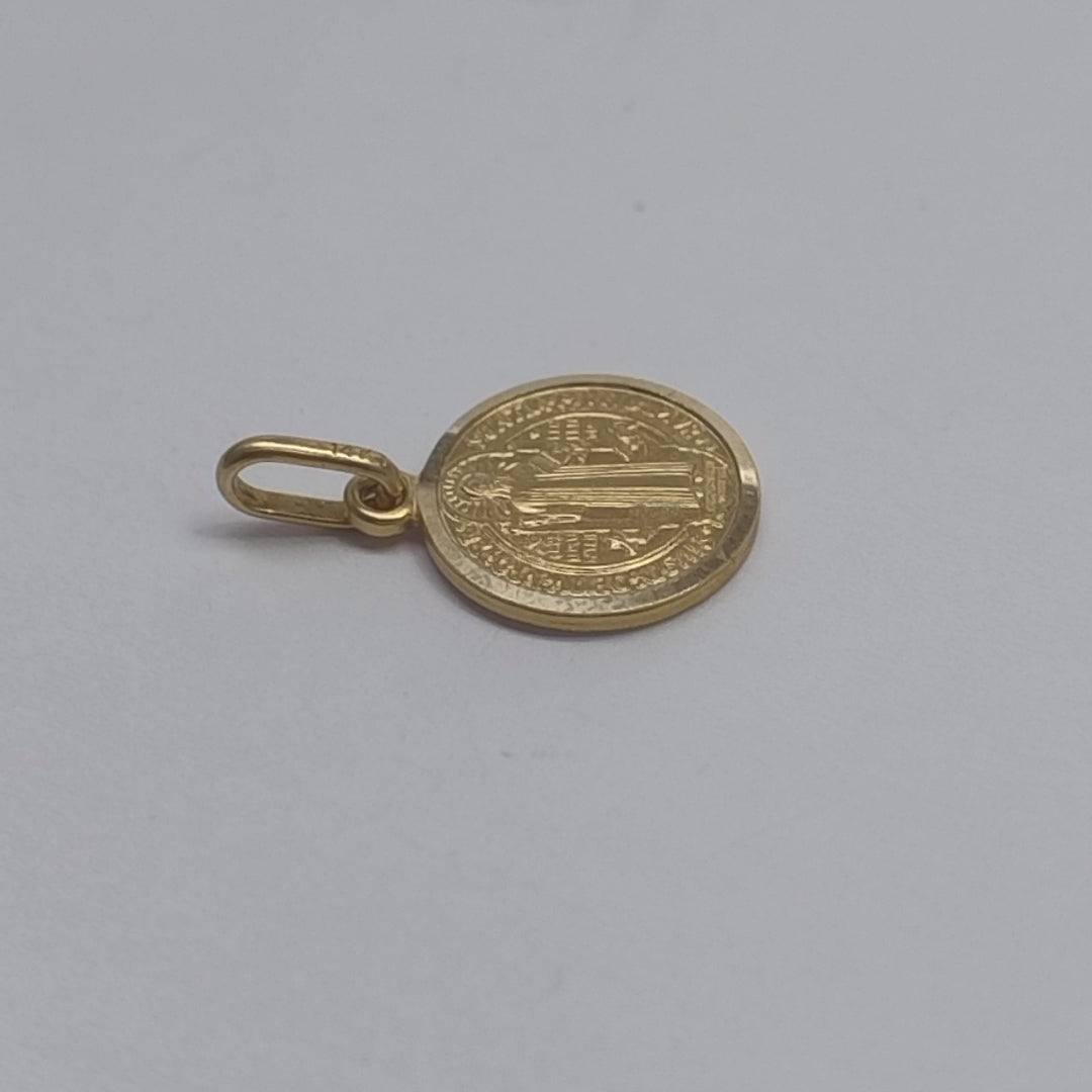 MEDALLA RELIGIOSA ORO 14 K 2 GRMS (SEMINUEVO)