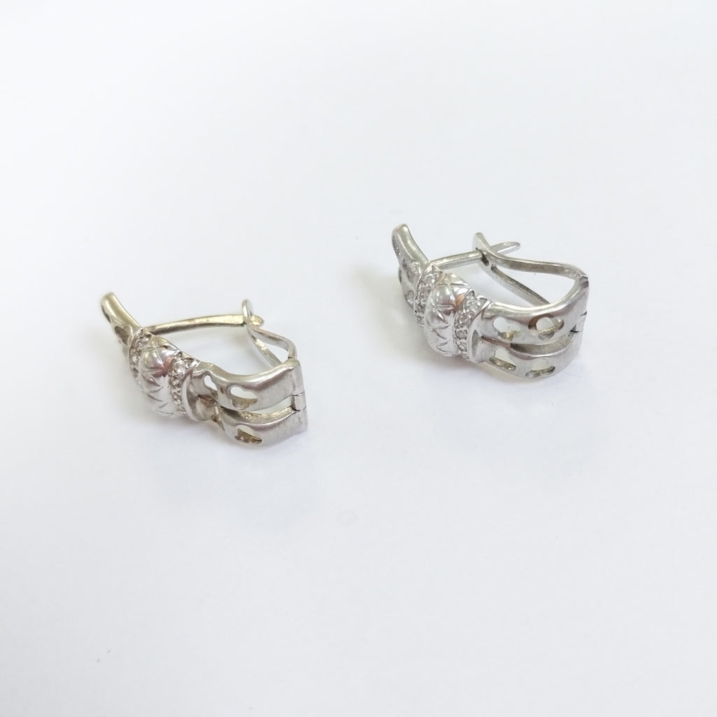 ARETES PAR ORO BLANCO 14 K 4,70 GRMS (SEMINUEVO)