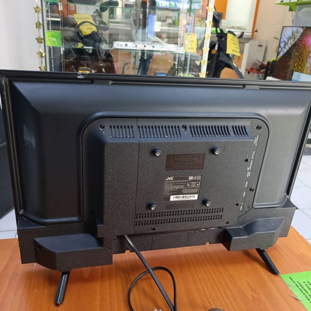 PANTALLA JVC SI24R (2022) 24" LED HD (SEMINUEVO)