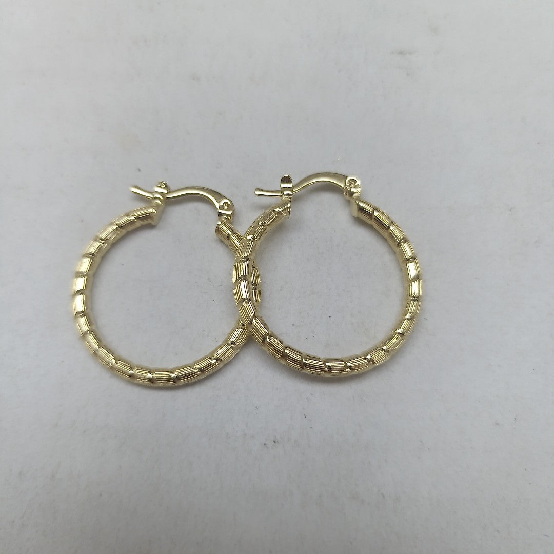 ARETES ARRACADAS LABRADAS 14K 3.2 GR (NUEVO)