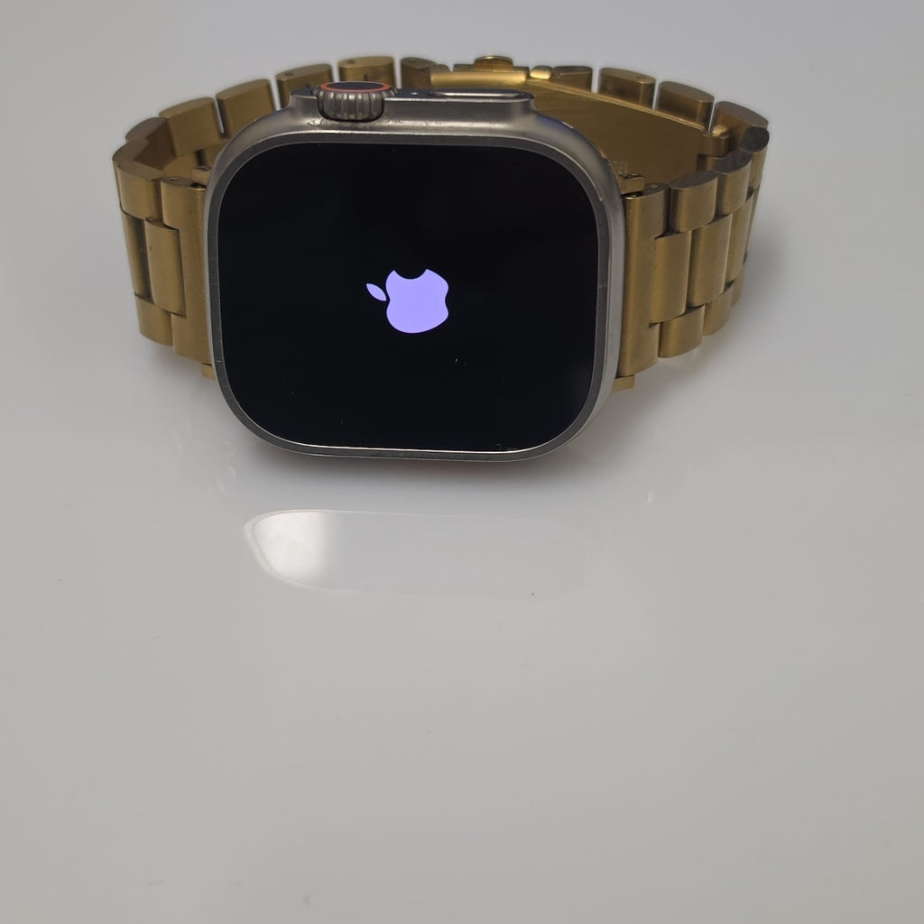 SMARTWATCH APPLE ULTRA TITANIO A2622 49 MM GPS + CELULAR (SEMINUEVO)
