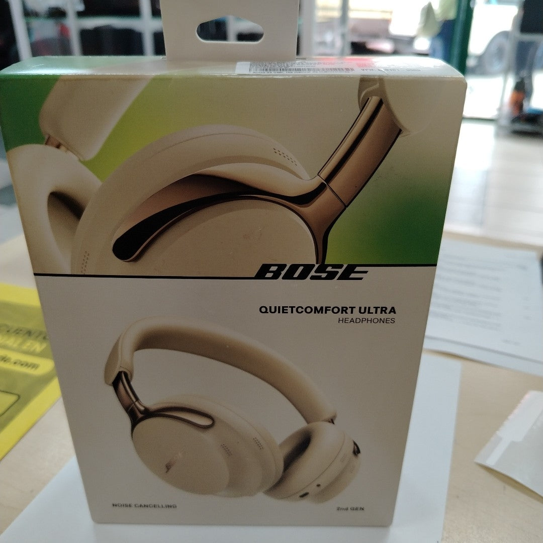 AUDIFONOS BOSE QUIETCOMFORT ULTRA INALAMBRICO OVER EAR (SEMINUEVO)