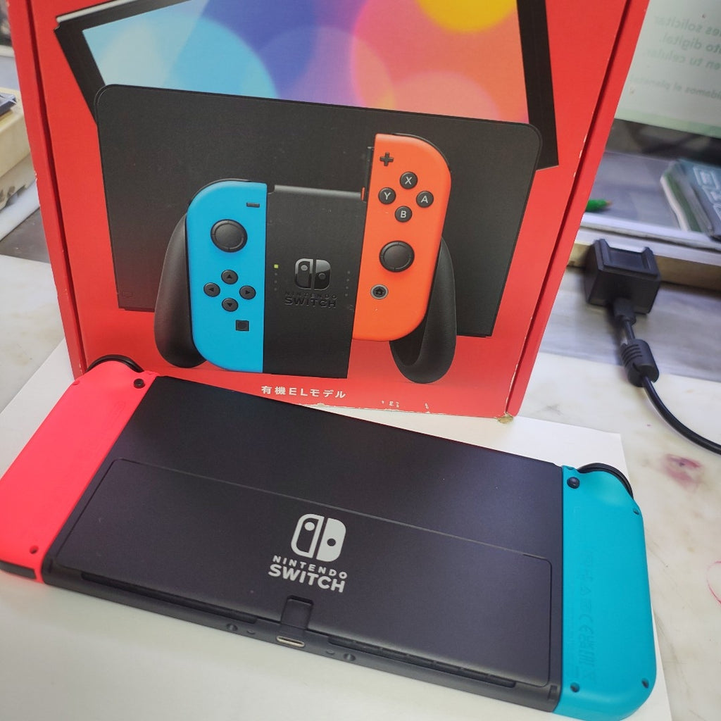 CONSOLA DE VIDEOJUEGO NINTENDO SWITCH OLED 64 GB (SEMINUEVO)