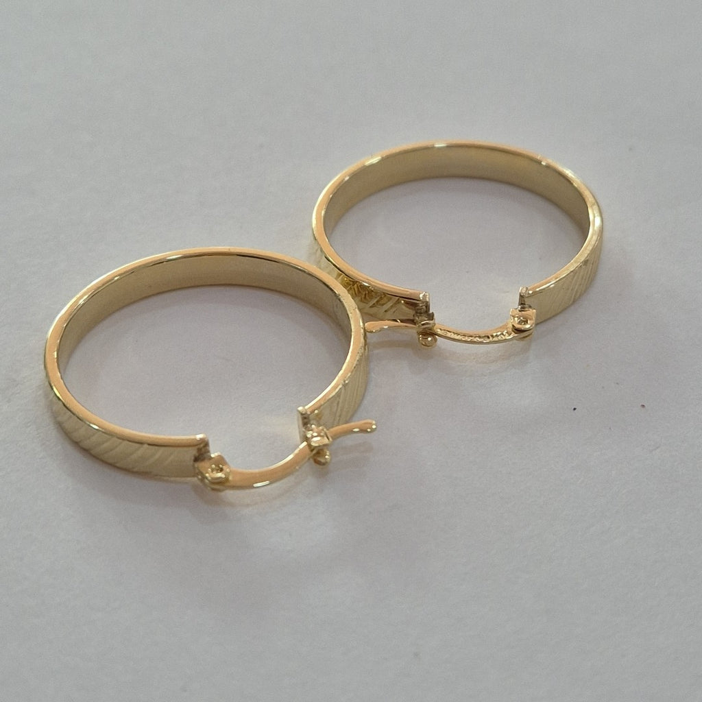 ARETES ARRACADA ASTRIADA 10K 2.3 GR (NUEVO)