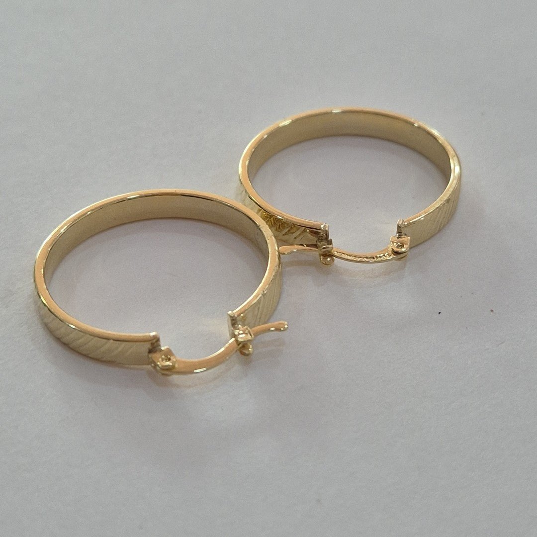 ARETES ARRACADA ASTRIADA 10K 2.3 GR (NUEVO)