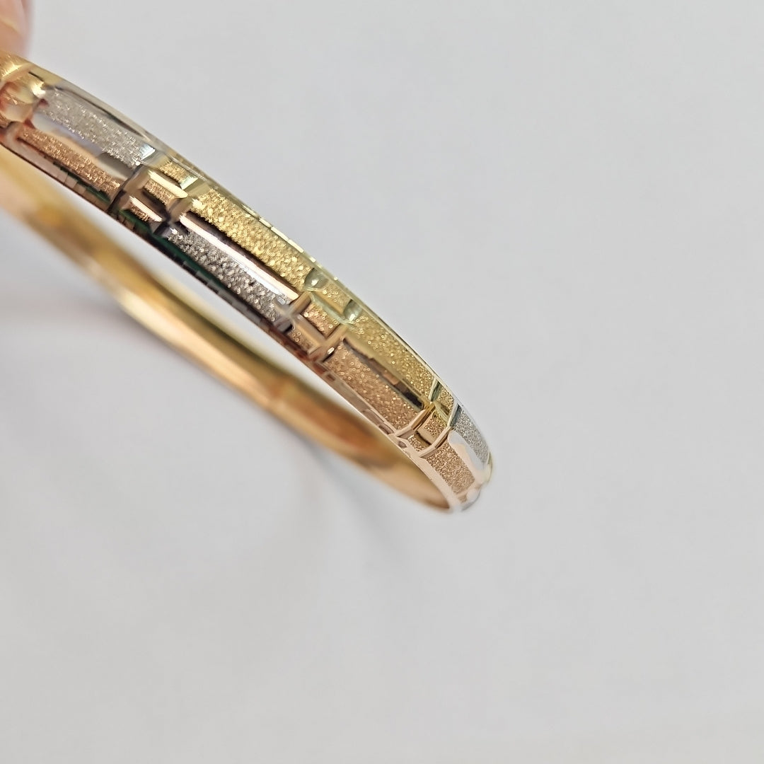 PULSERA RIGIDA ORO 14 K 6.4 GRMS (SEMINUEVO)