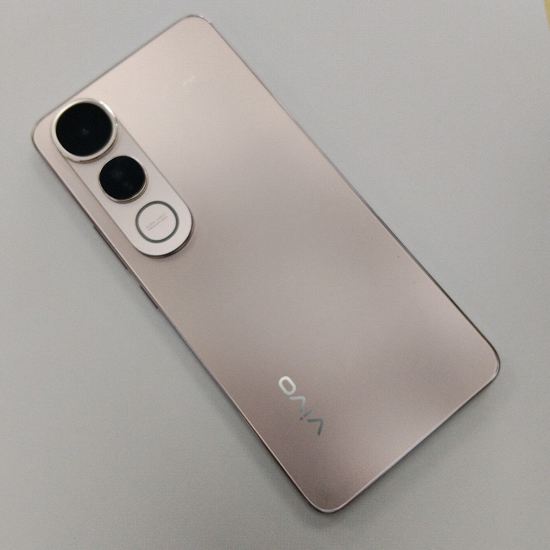 CELULAR VIVO V50 LITE 5G V2440 (2025) 256 GB 12 GB RAM (SEMINUEVO)