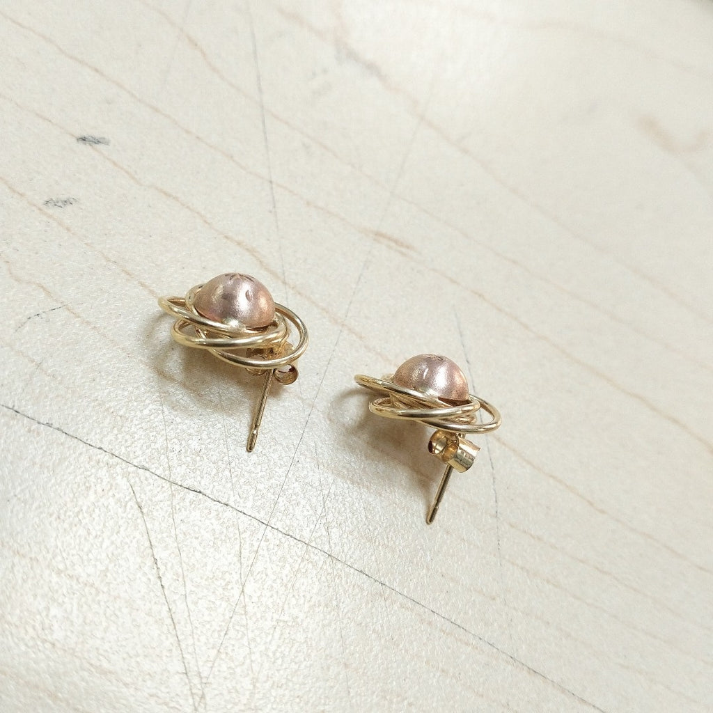 ARETES PAR ORO COMBINADO 14 K 2,00 GRMS (SEMINUEVO)
