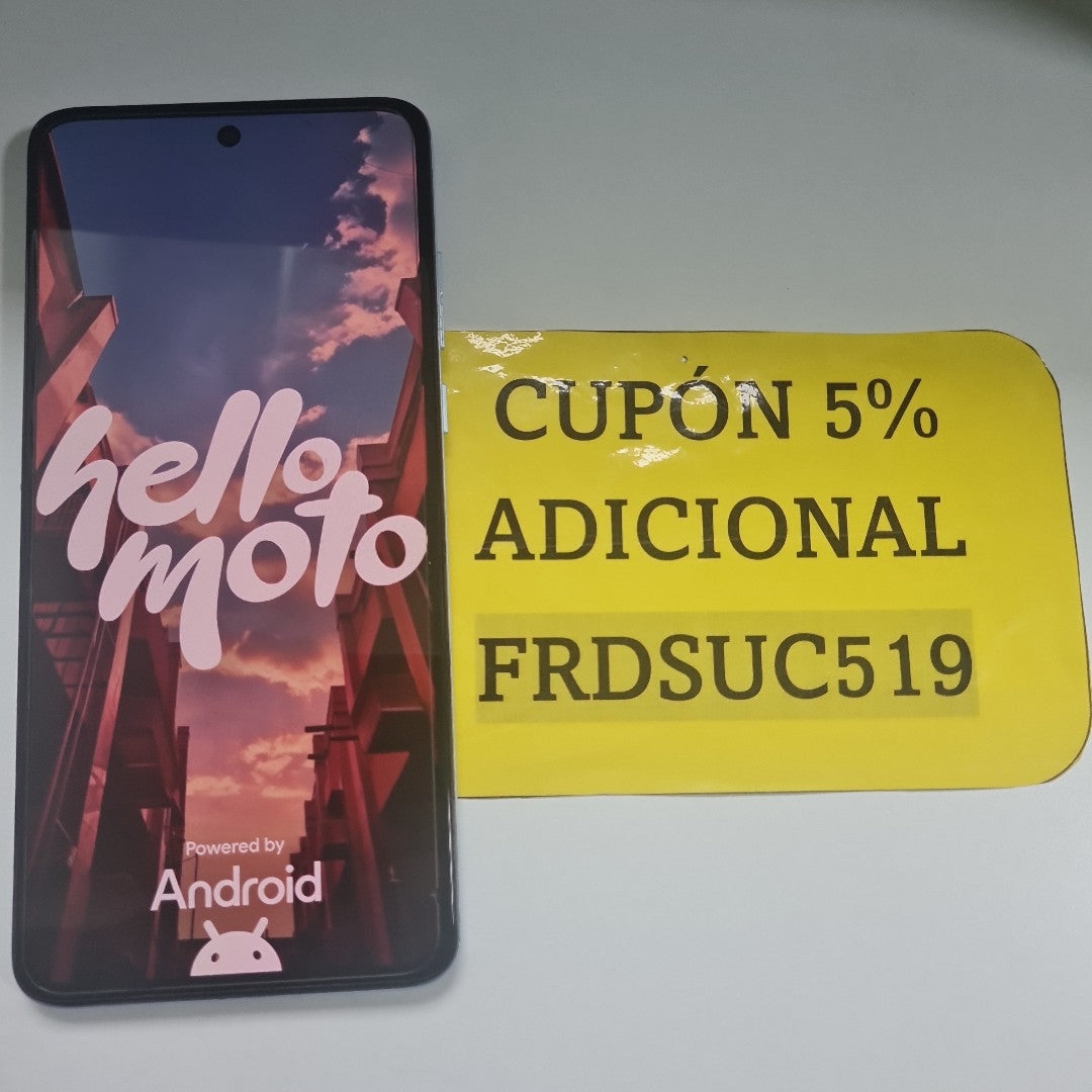 CELULAR MOTOROLA MOTO G84 XT2347-1 (2023) 256 GB 8 GB RAM (SEMINUEVO)