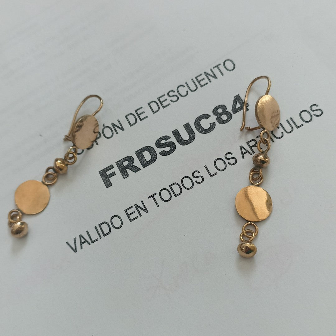 K1 4.7 GRMS 8 K IDENTIFICACIÓN ARETES PAR MATERIALES ORO CANTIDAD DE (SEMINUEVO)