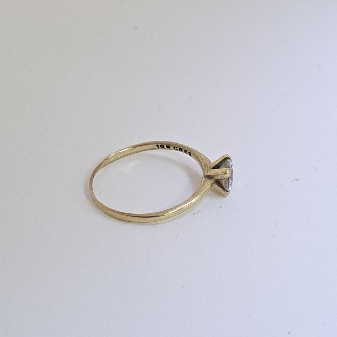 SOLITARIO ORO 10 K 1.7 GRMS (SEMINUEVO)