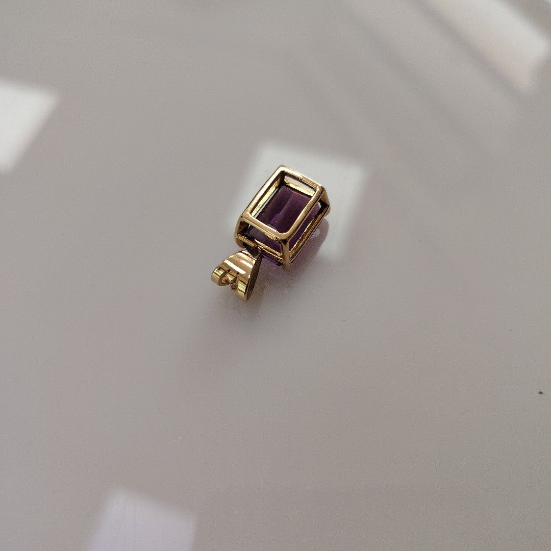 DIJE ORO 14 K 4 GRMS (SEMINUEVO)