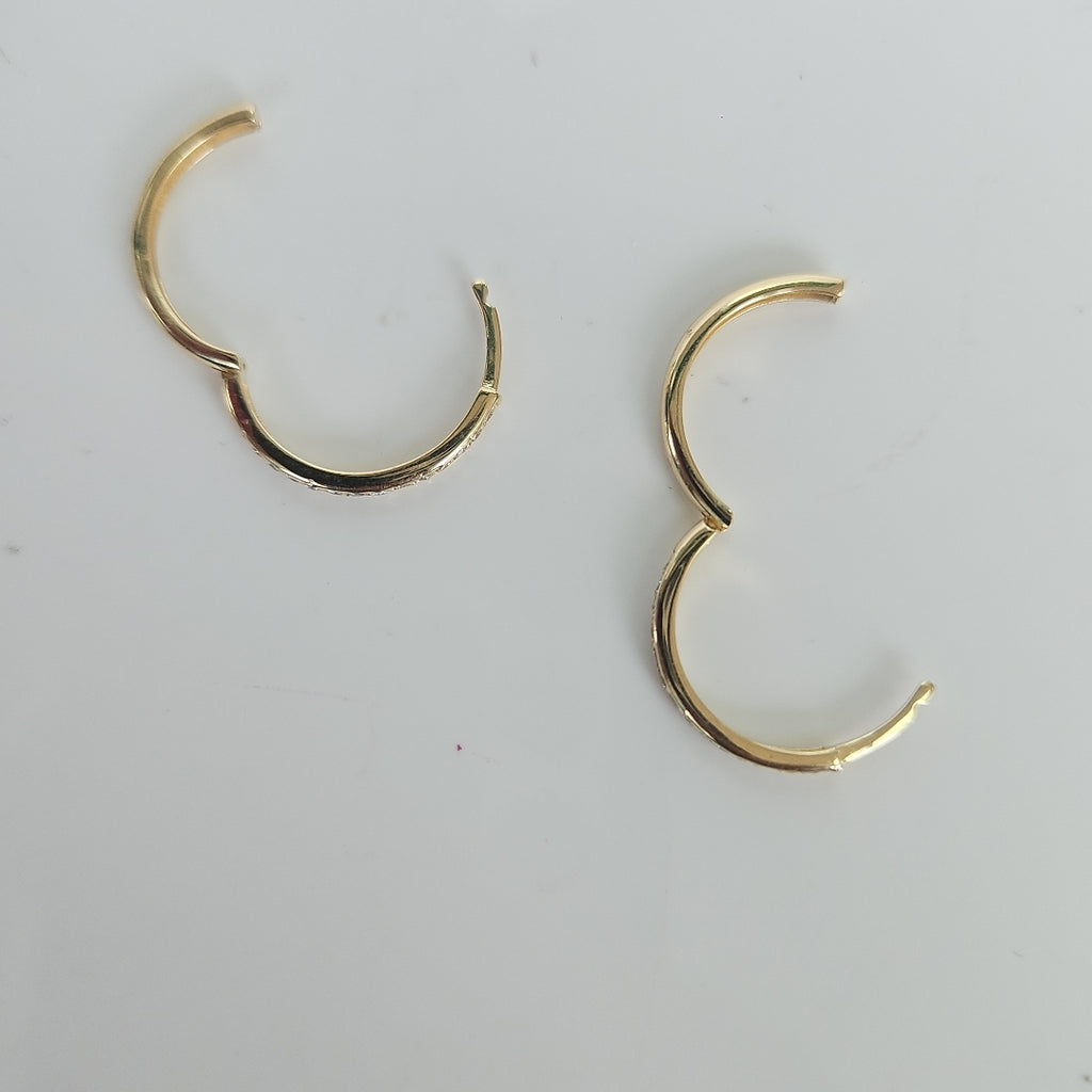 ARETES ARRACADAS C CIRCONIAS 14K 1.8 GR (NUEVO)
