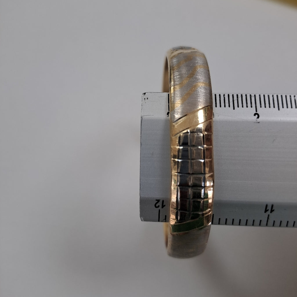 PULSERA RIGIDA ORO 10 K 7.8 GRMS (SEMINUEVO)