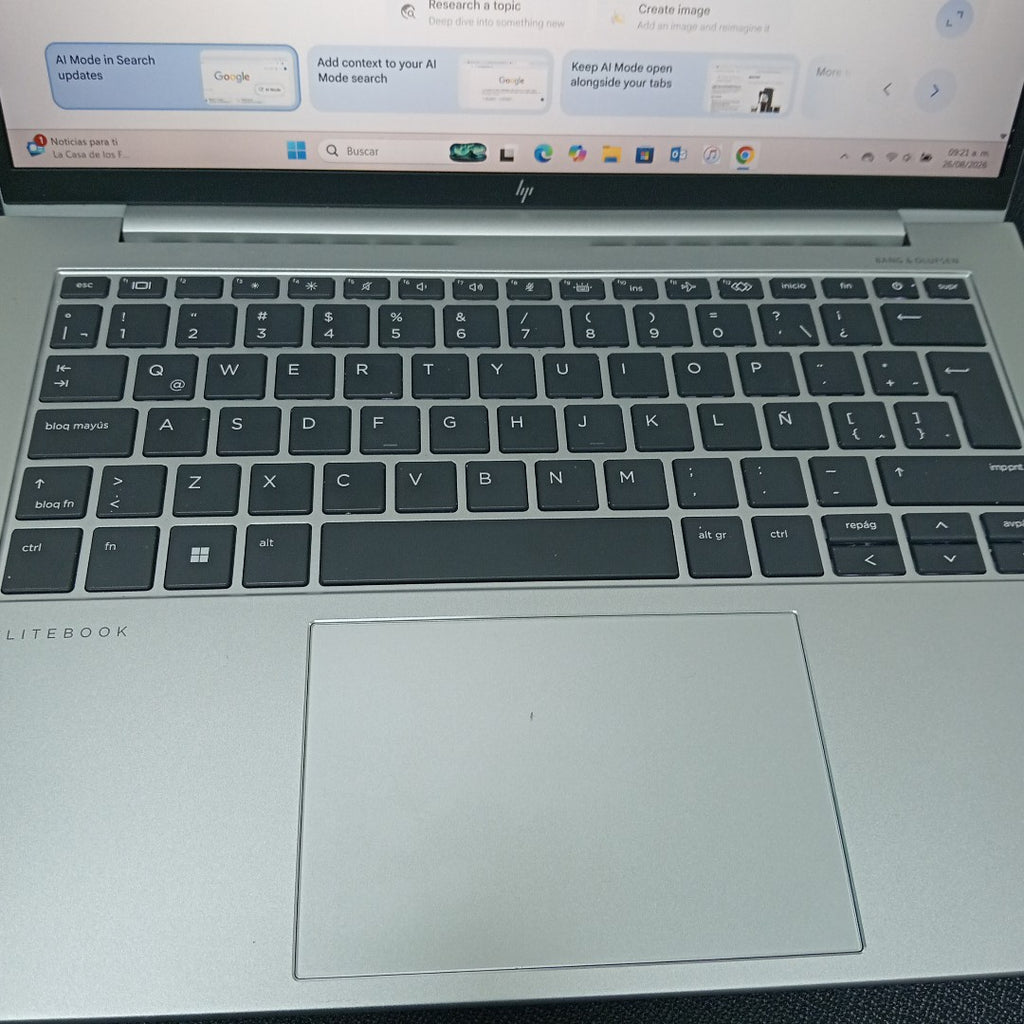 LAPTOP HP ELITEBOOK 840 G10 (2024) 512 GB SSD 16 GB RAM (SEMINUEVO)