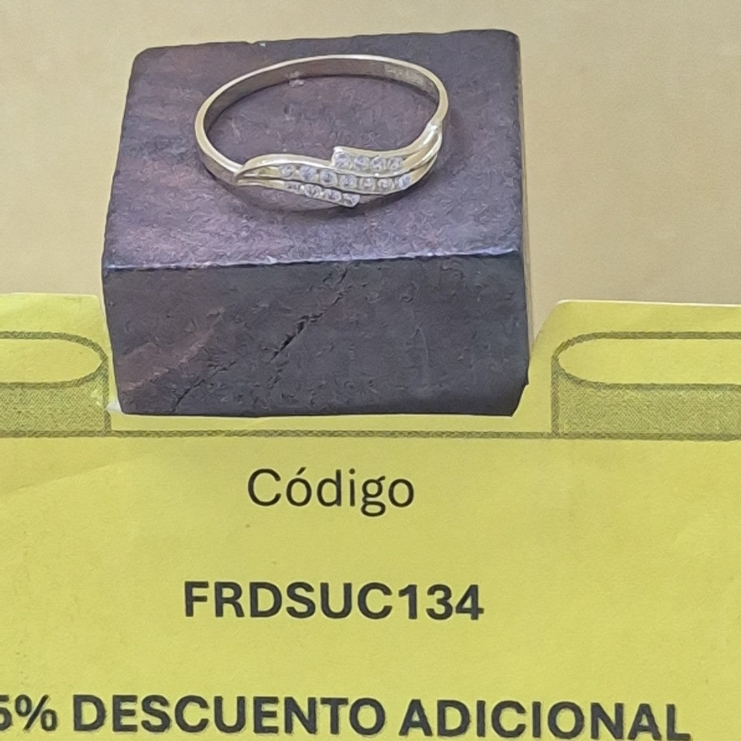 ANILLOS CON CIRCONIAS 14K TALLA 7 0.9 GR (NUEVO)