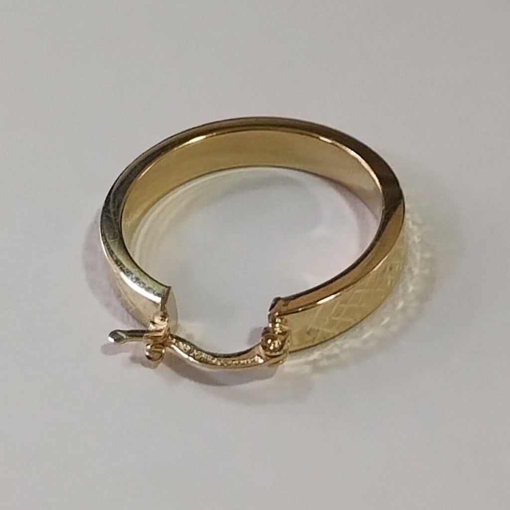 ARETES TEJIDO ARRACADAS FACETADAS 14K 3 GR (NUEVO)