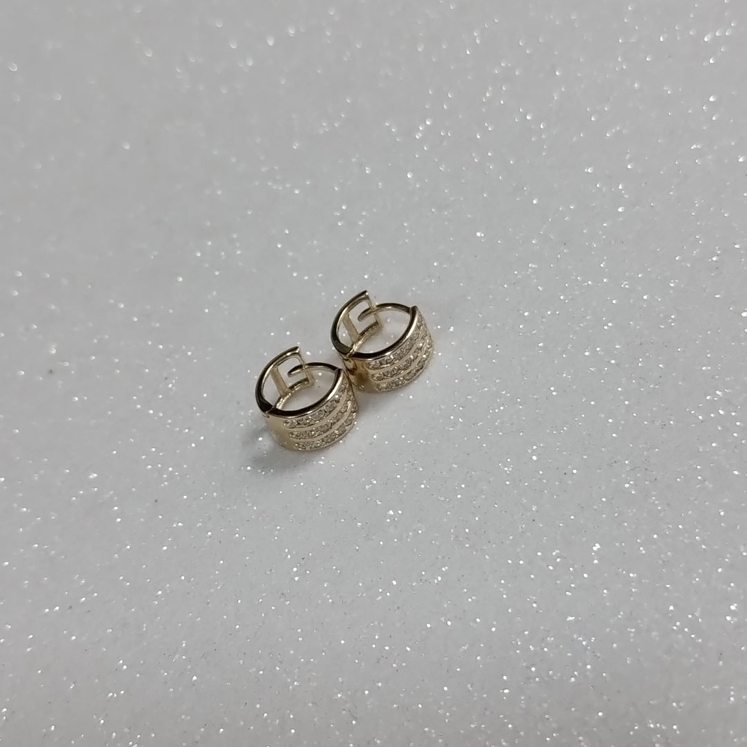 ARETES HUGGIES C CIRCONIA 14K 2.1 GR (NUEVO)