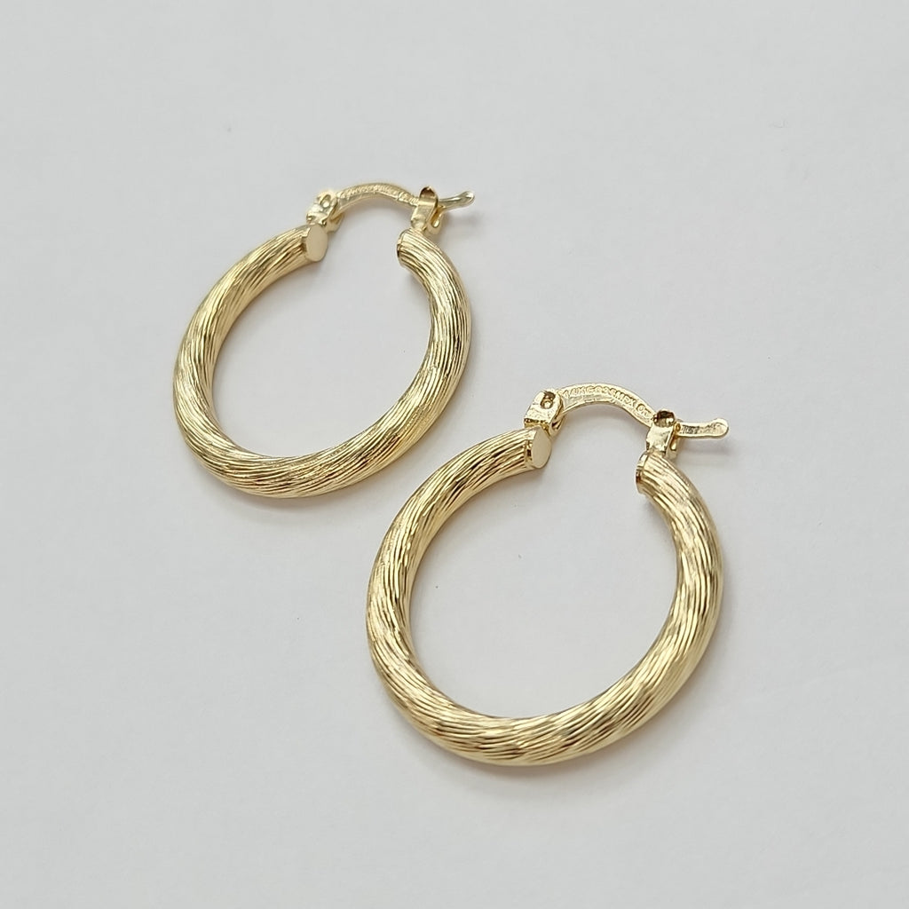 ARETES TEJIDO ARRACADAS ASTRIADAS 14K 3 GR (NUEVO)