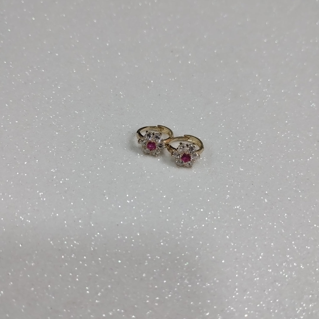 ARETES HUGGIES CON CIRCONIAS Y PIEDRA DE COLOR 14K 1.8 GR (NUEVO)