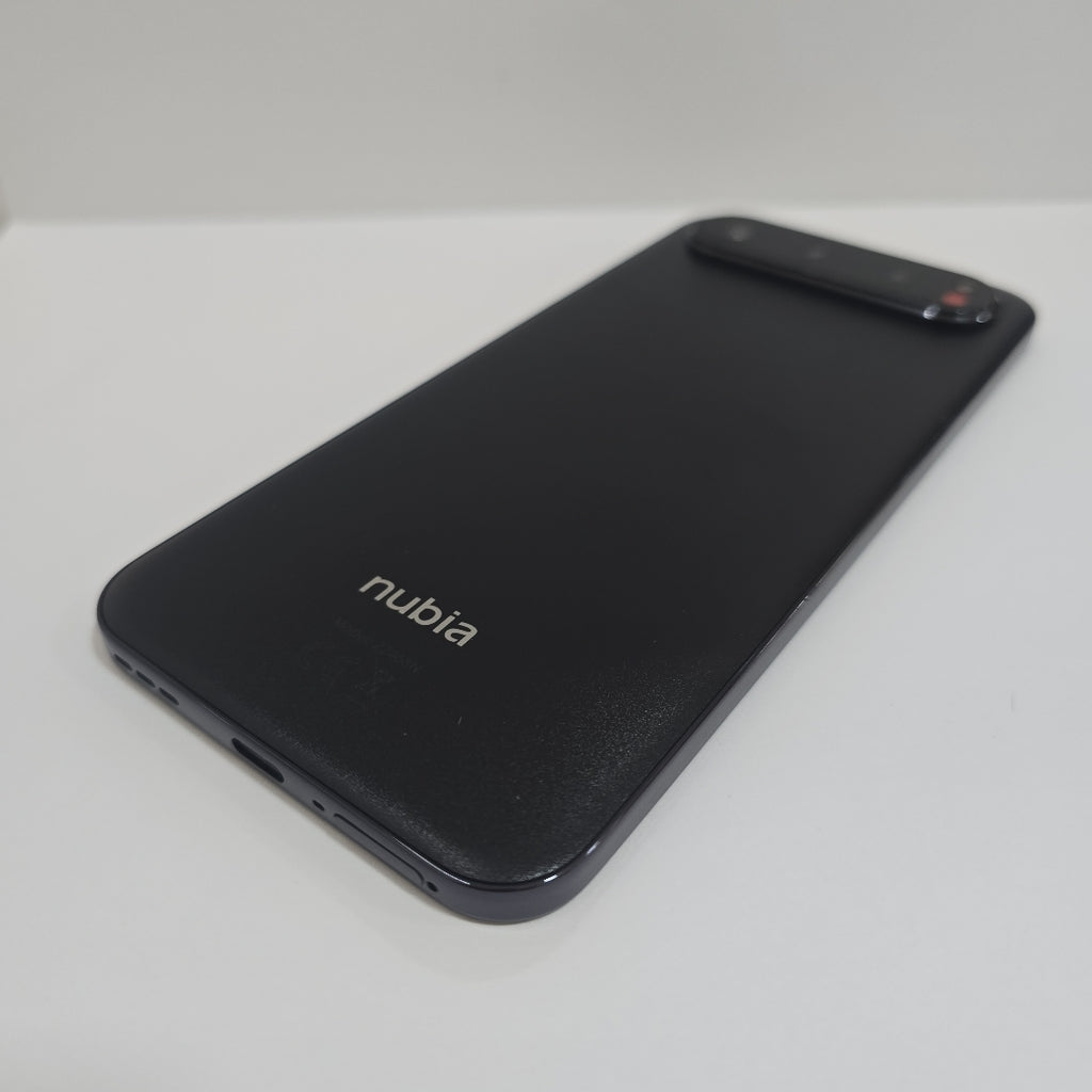 CELULAR NUBIA AIR Z2468N (2025) 256 GB 8 GB RAM (SEMINUEVO)