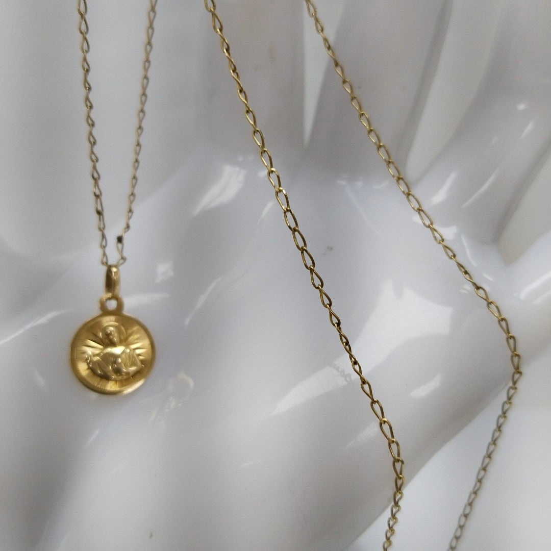 CADENA,MEDALLA RELIGIOSA ORO 10 K 1,60 GRMS (SEMINUEVO)