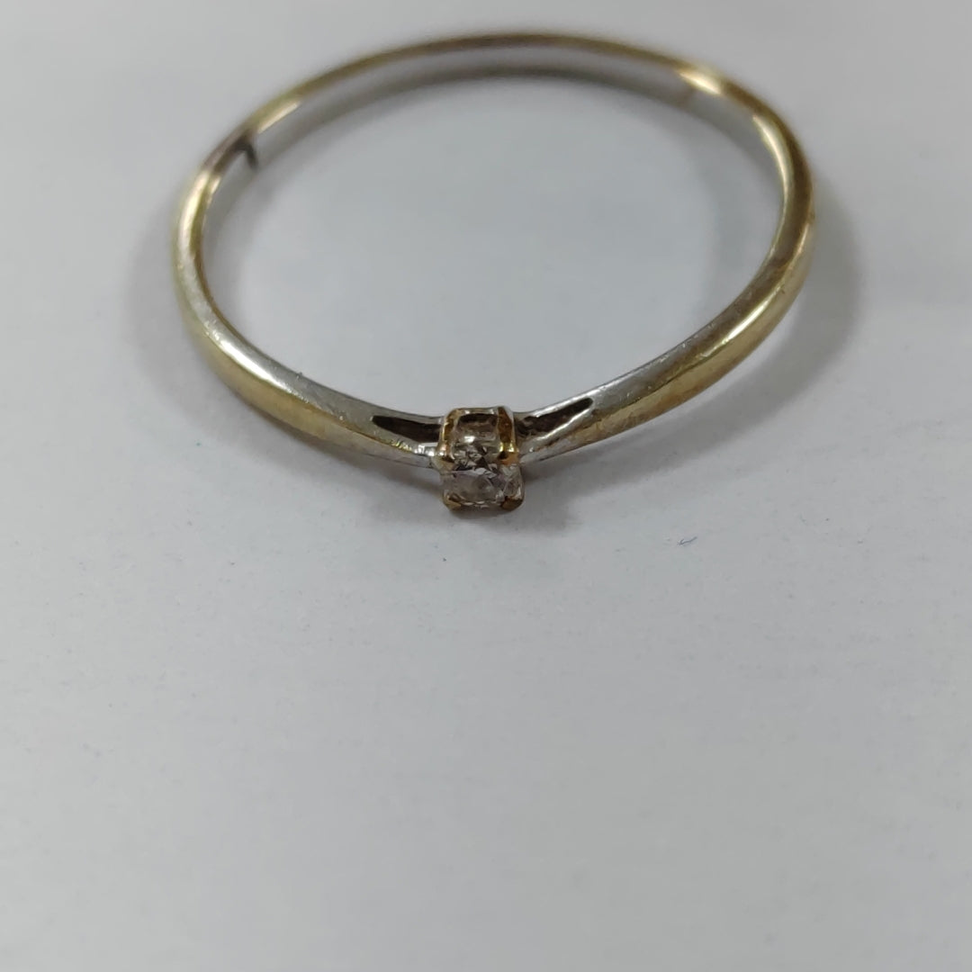 SOLITARIO ORO, ORO BLANCO 14 K 0.9 GRMS (SEMINUEVO)
