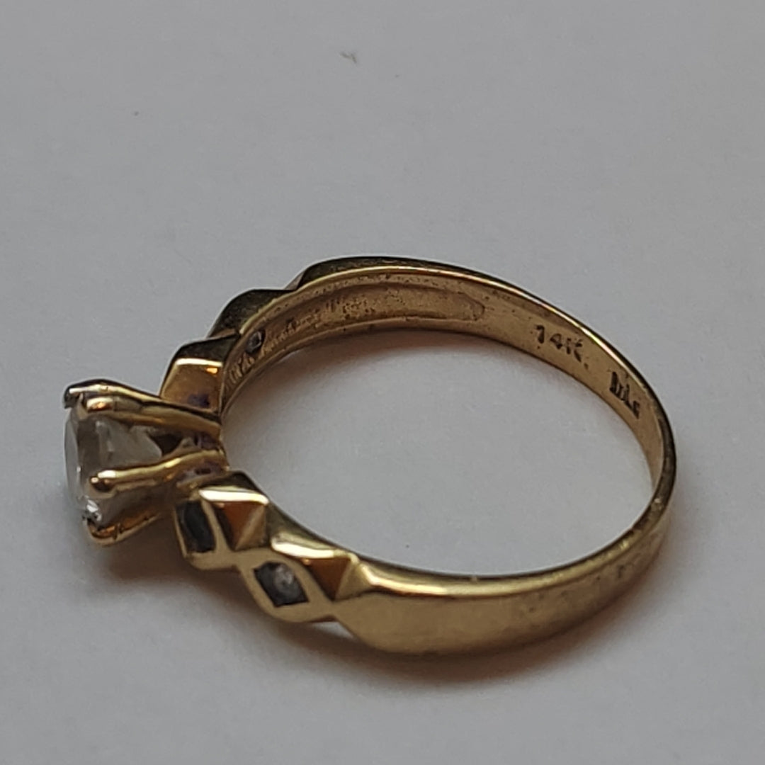 ANILLITO ORO 14 K 2.4 GRMS (SEMINUEVO)