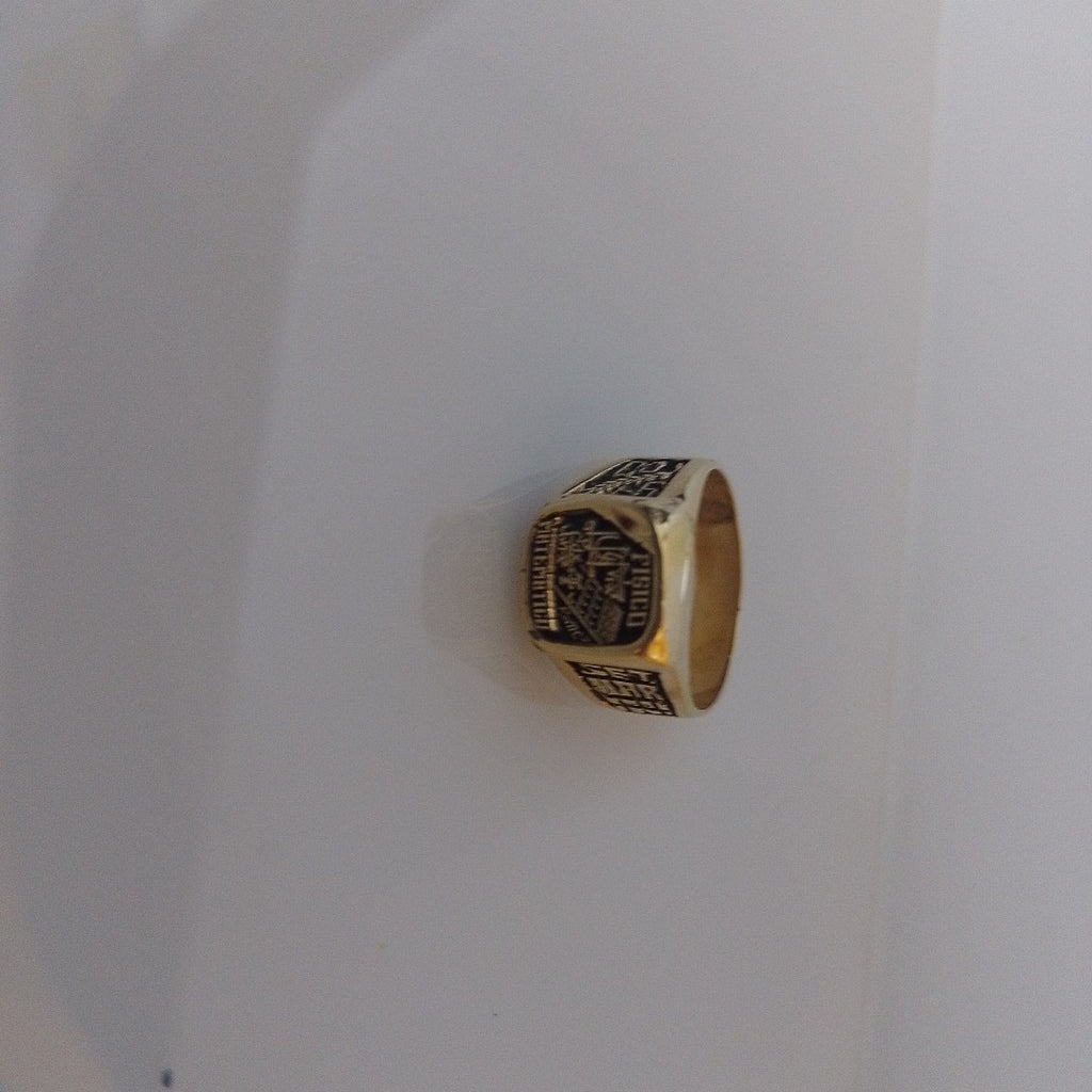 ANILLO DE GRADUACIÓN ORO 14 K 7.6 GRMS (SEMINUEVO)