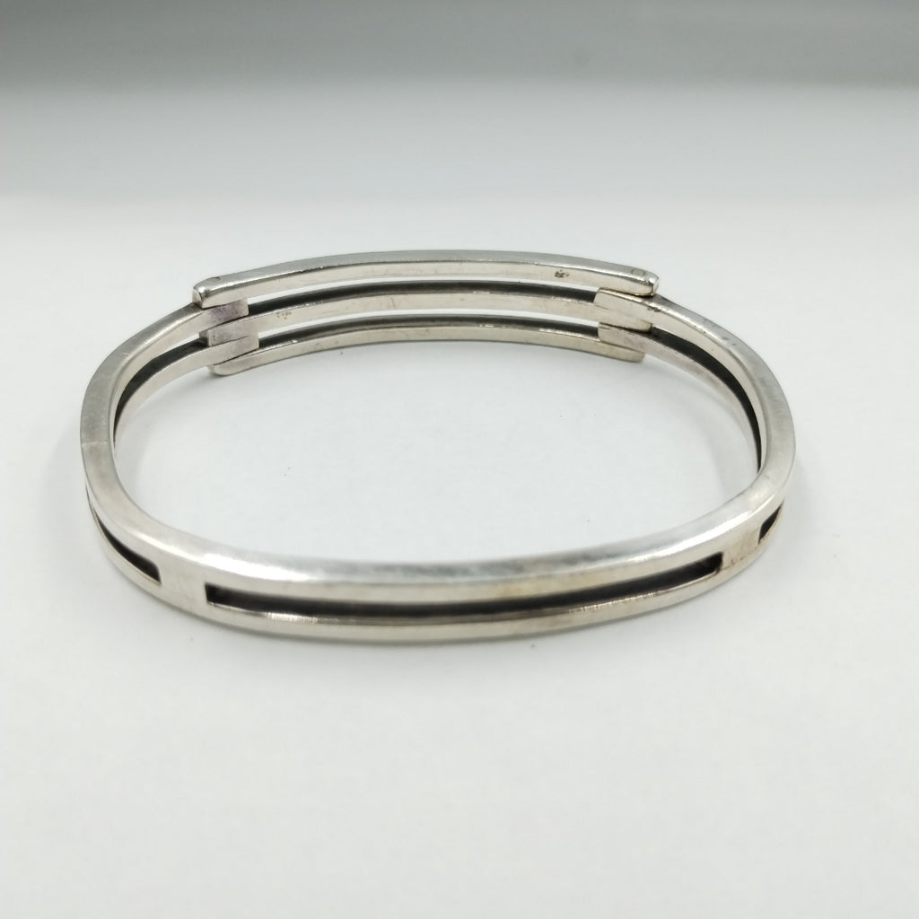 PULSERA RIGIDA PLATA 27.3 GRMS (SEMINUEVO)