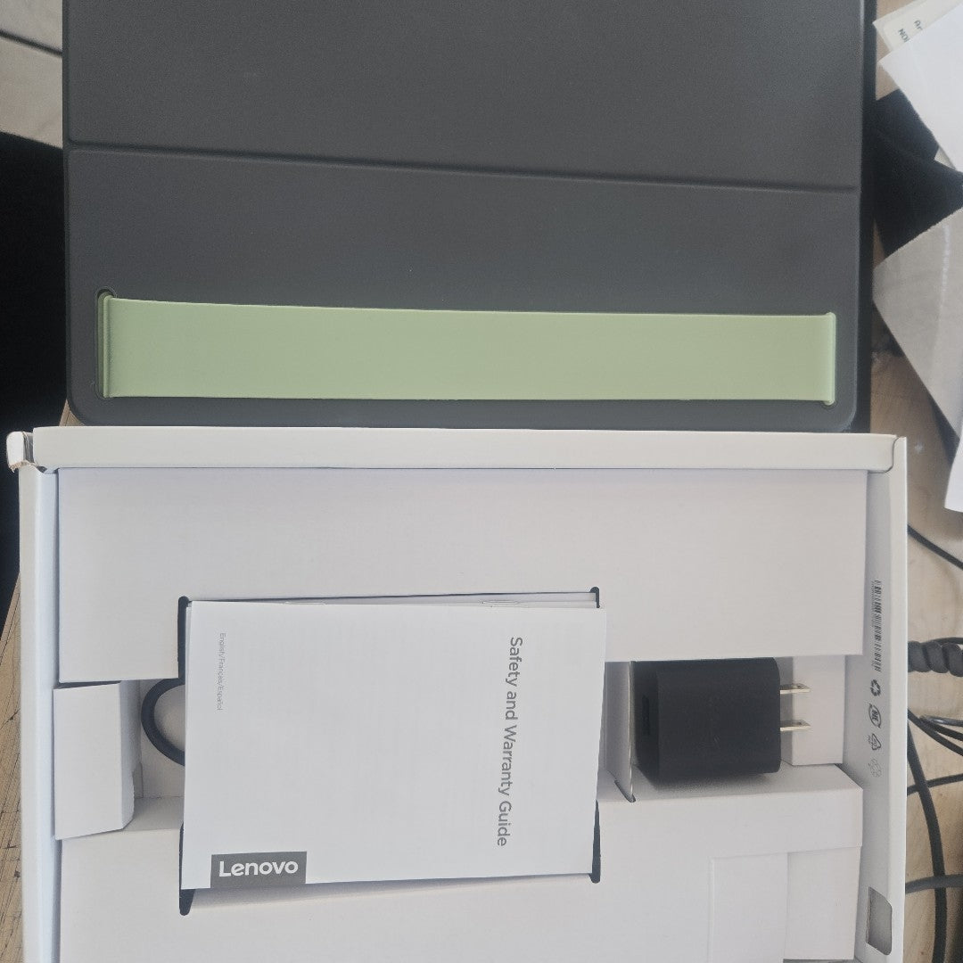 TABLETA LENOVO TAB M11 TB330FU (2024) 128 GB 8 GB RAM (SEMINUEVO)