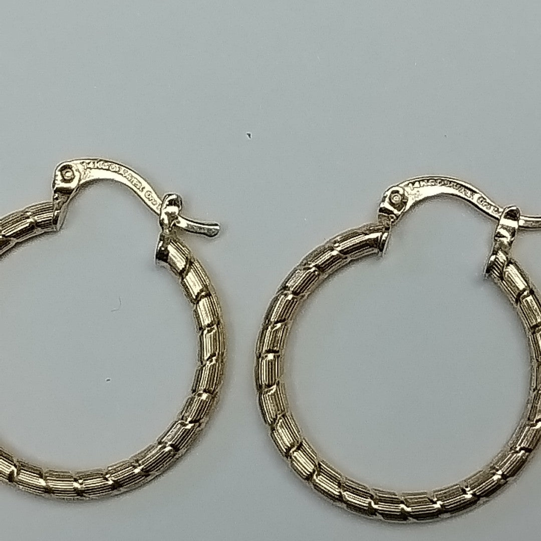 ARETES ARRACADAS LABRADAS 14K 3.3 GR (NUEVO)