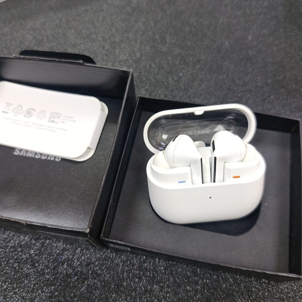 AUDIFONOS SAMSUNG GALAXY BUDS 3 PRO SM-R630 INALAMBRICO IN EAR (SEMINUEVO)