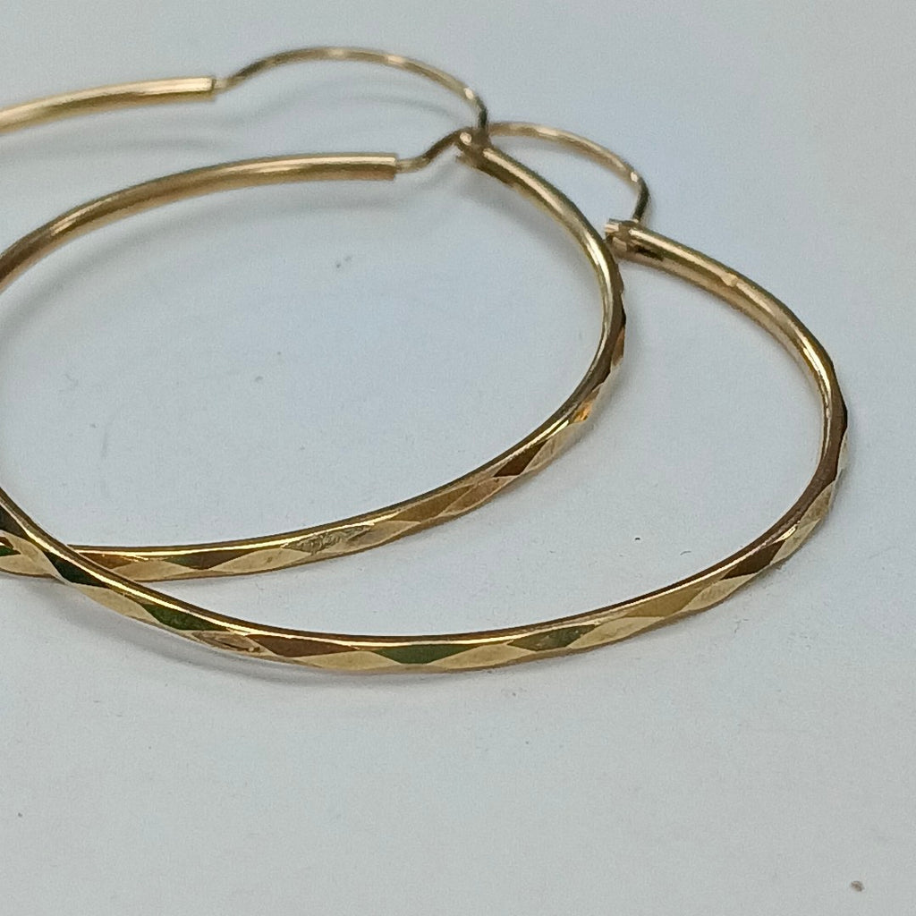 ARRACADAS PAR ORO 10 K 3 GRMS (SEMINUEVO)